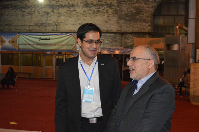 علیرضا پویافر: گزارش اختصاصی دهمین نمایشگاه فناوری اطلاعات استان یزد: دیدار کامیتکسی مدیرعامل مخابرات استان یزد (4) علیرضا پویافر: گزارش اختصاصی دهمین نمایشگاه فناوری اطلاعات استان یزد: دیدار کامیتکسی مدیرعامل مخابرات استان یزد (4)