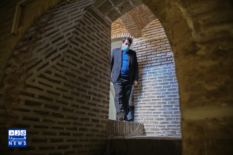 بازدید دکتر طالبی استاندار یزد از موزه آب یزد