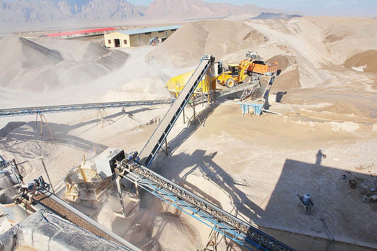 واحد‌های شن و ماسه مهریز در لیست صنایع آلاینده