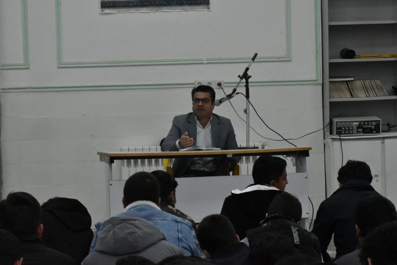 اجرای طرح قاضی در مدارس بافق