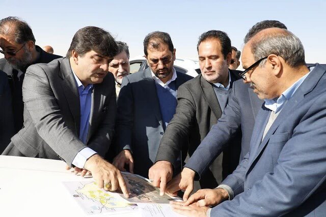 آغاز مطالعات طرح احداث راه‌ آهن یزد ـ سمنان