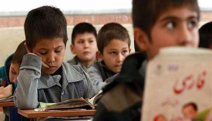 کمک 145 میلیون تومانی کمیته امداد بخش بهمن به دانش آموزان و دانشجویان تحت حمایت