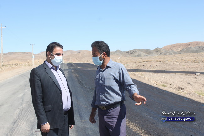 آسفالت جاده ببروئیه – پرکان ـ ده جمال شهرستان بهاباد آغاز شد