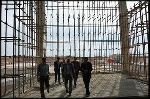 بهره برداری از فاز اول هتل آبشار میبد در سال 95