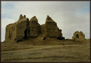 مقبره پیر صدق ابرکوه مرمت اضطراری شد