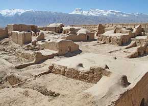 قلعه خورميز در انتظار مرمت مناسب