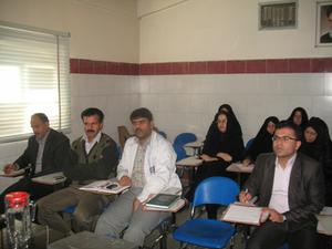 بررسی مشکلات و رسیدگی به تخلفات آموزشگاه های آزاد بافق