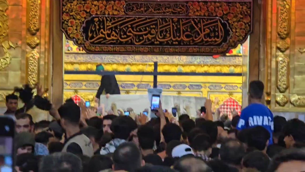 ببینید| لحظه ورود تا رسیدن به ضریح حضرت ابوالفضل